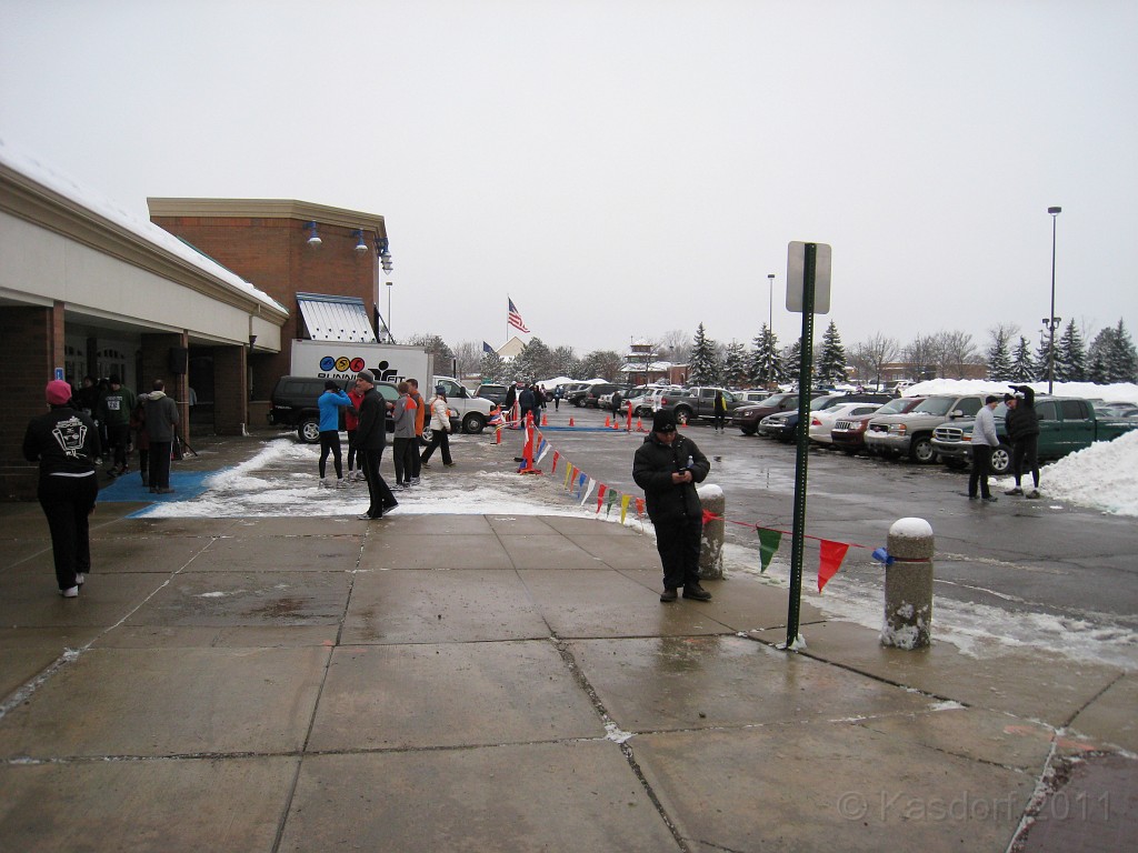 Super 5k 2011 020.jpg - The 2011 Super Bowl Sunday "Super 5K" race was held on February 6, 2011. Brisk 25 degrees F weather. Hot dogs after, but no beer.